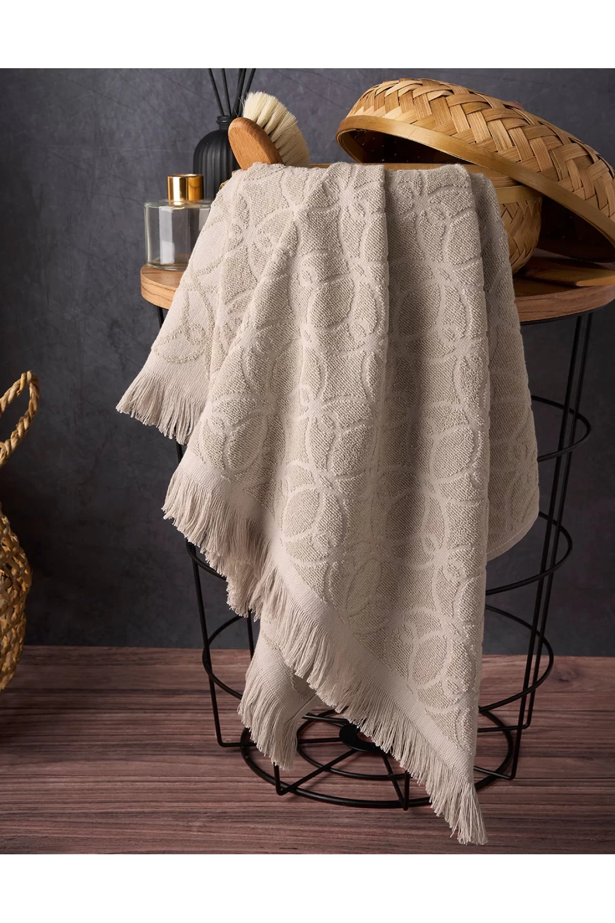 Lizzy 50*90 Havlu Bej