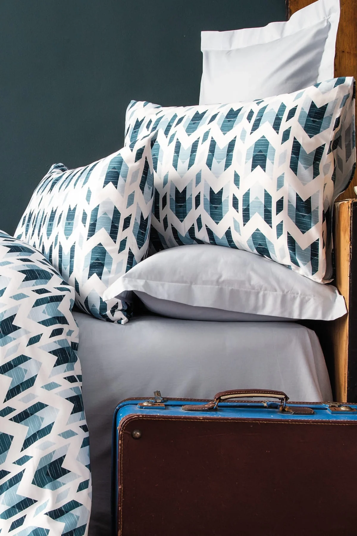 Pruva 145 TC (57 Tel) Pamuk Ranforce Nevresim Takımı Aile Seti