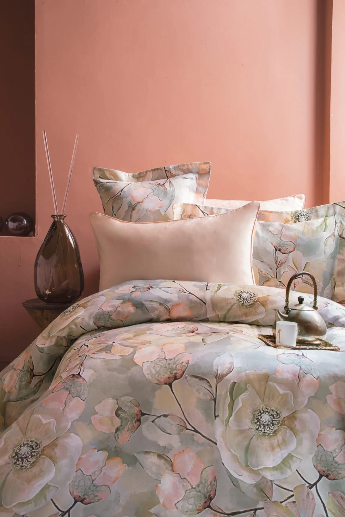 Sakura 300 TC  (120 Tel)  Dijital  Pamuk  Saten  Nevresim Takımı Aile Seti