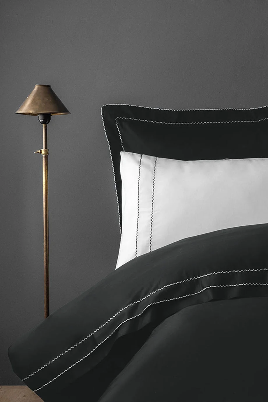 Magnolia Dark Toned Craft 300 TC (120 Tel) Pamuk Saten Nevresim Takımı Çift Kişilik