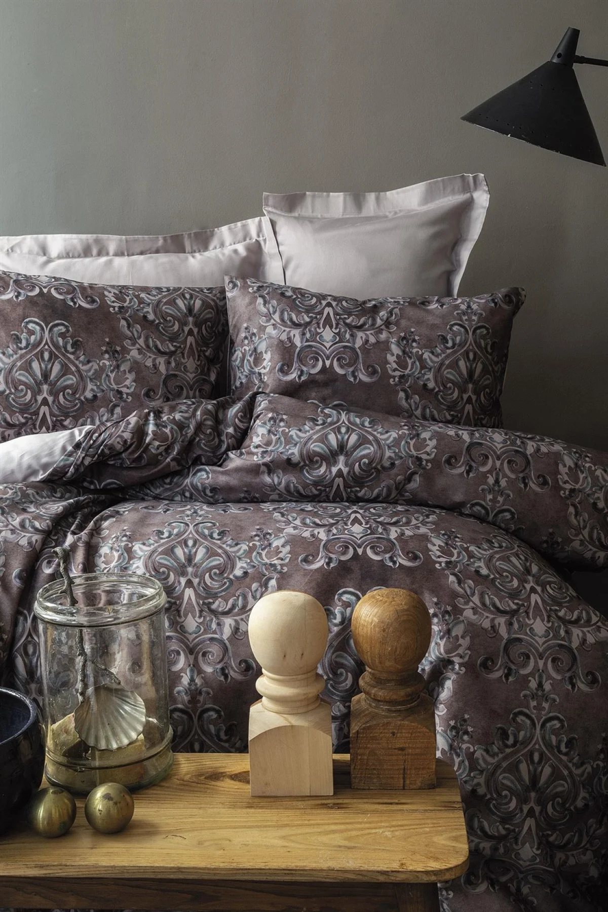 Trono Saten Nevresim Takımı Aile Seti