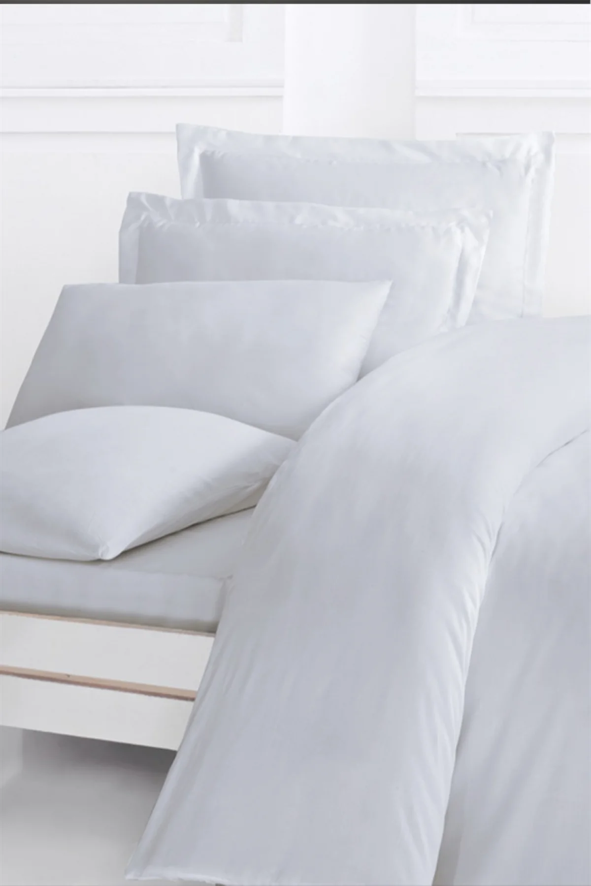 White Series 300 TC 120 Tel Çarşaf 240*280