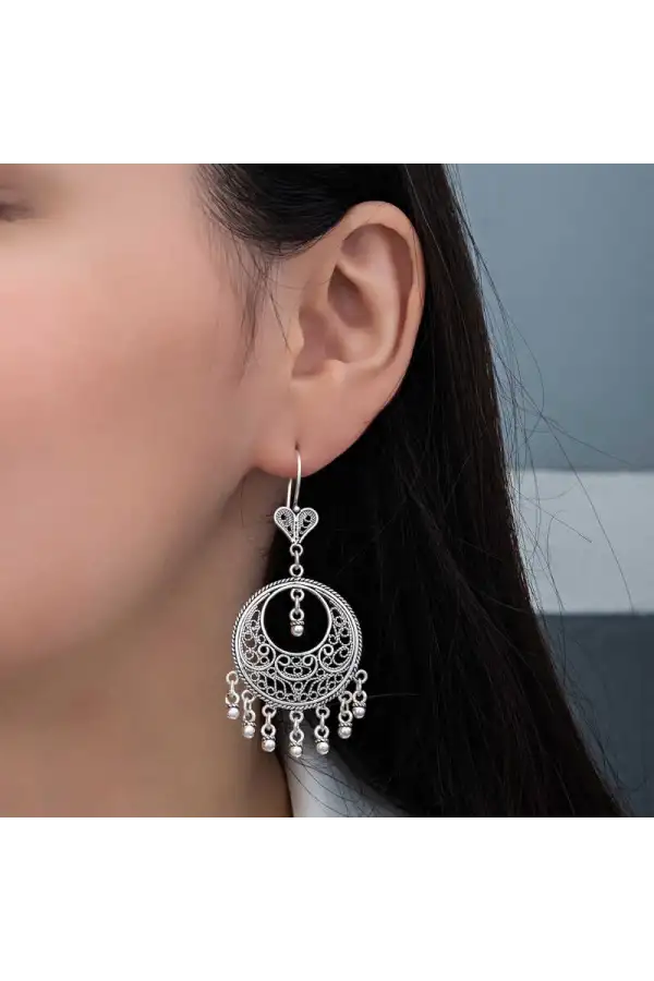 Gümüş Çember Telkari Sallantılı Kadın Küpe