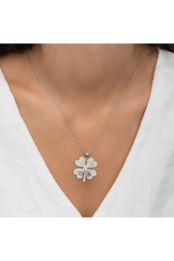 Gümüş Dört Yaprak Yonca Bayan kolye