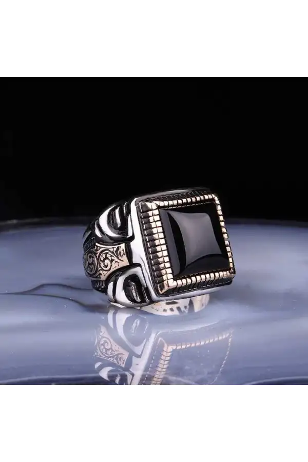 Gümüş Kare Onix Taşlı Erkek Yüzük