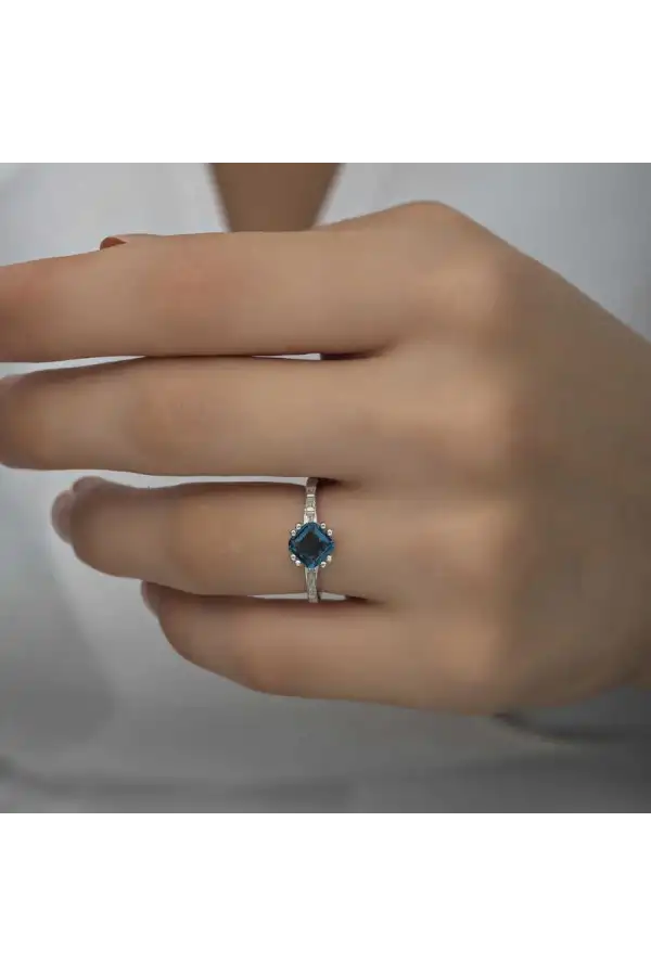 Gümüş Mavi Baget Tek Taş Kadın Yüzük