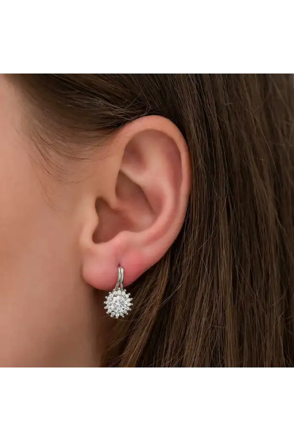 Gümüş Mengeçli Yuvarlak Kesim Küpe