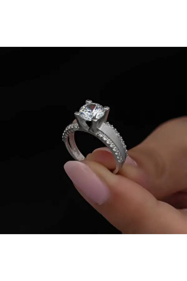 Gümüş Tek Taş Kadın Yüzük