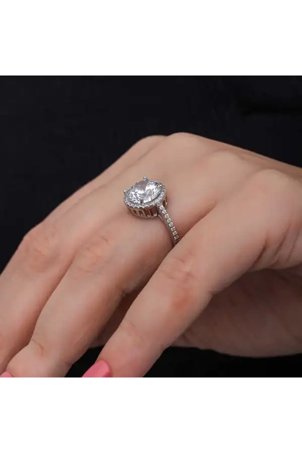 Gümüş Yuvarlak Montür Tek Taş Kadın Yüzük