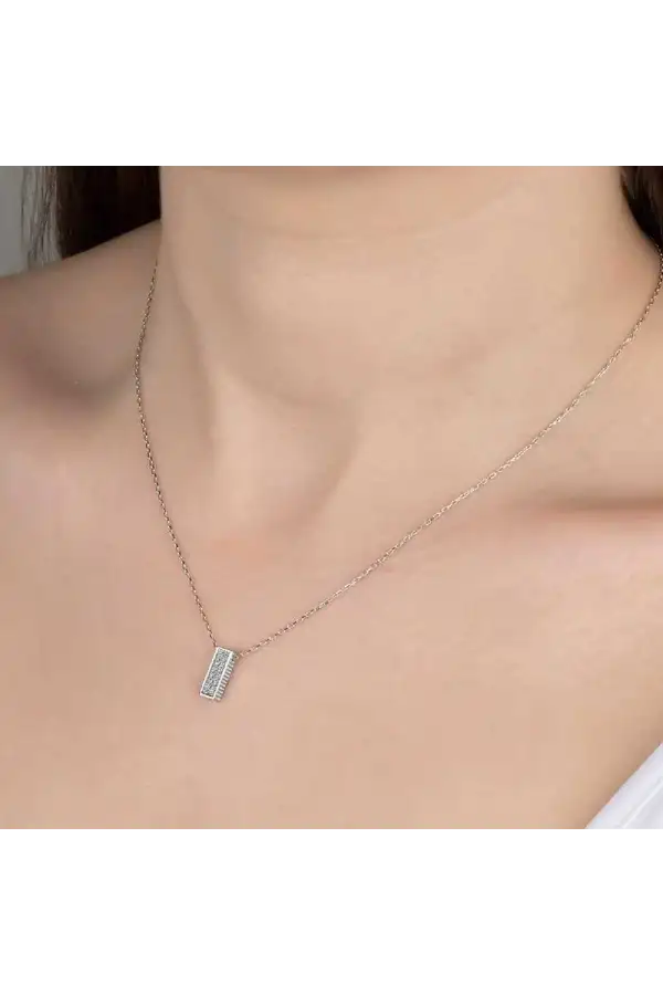 Swarovski Taşlı Gümüş Sırataş Bayan Kolye