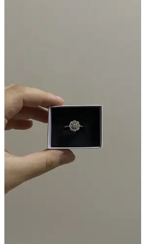 Gümüş Baget Taşlı Çiçek Yüzük