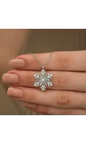 Gümüş Kar Tanesi Kolye