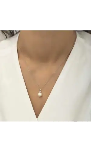 Gümüş Yuvarlak İnci Bayan Kolye