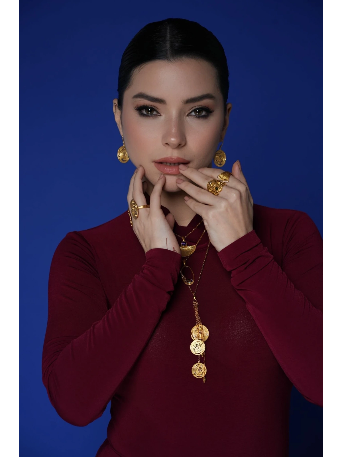 Grace Etnik Altın Kolye