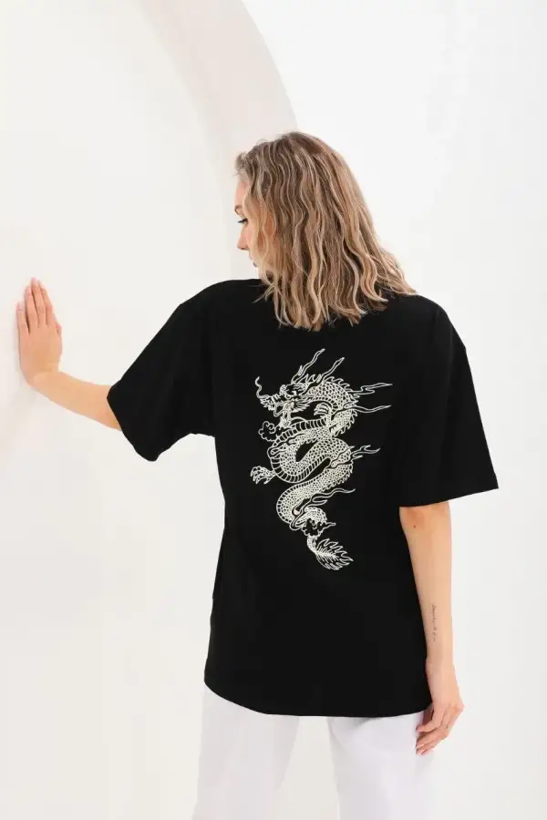 Kadın Kısa Kol Yazlık Tişört Bisiklet Yaka Ejderha Baskılı T-Shirt - Siyah