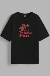 Kadın Baskılı Oversize Kısa kol T-shirt - Siyah