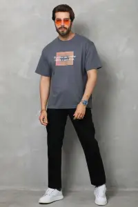 Erkek Baskılı T-Shirt Kısa Kol Bisiklet Yaka Regular Fit Rahat Kalıp Tişört -  Füme