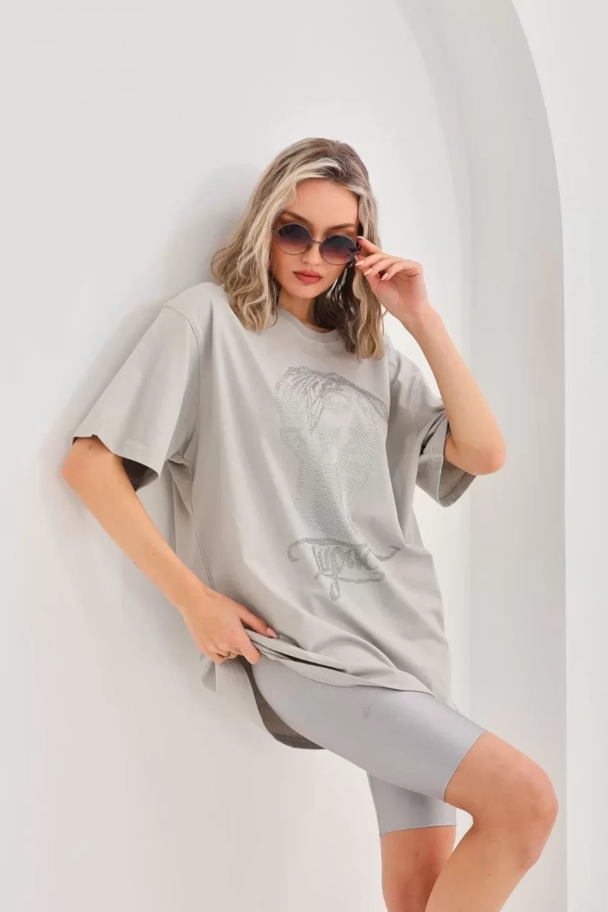 Unisex Taş Desenli Oversize T-Shirt - Gri