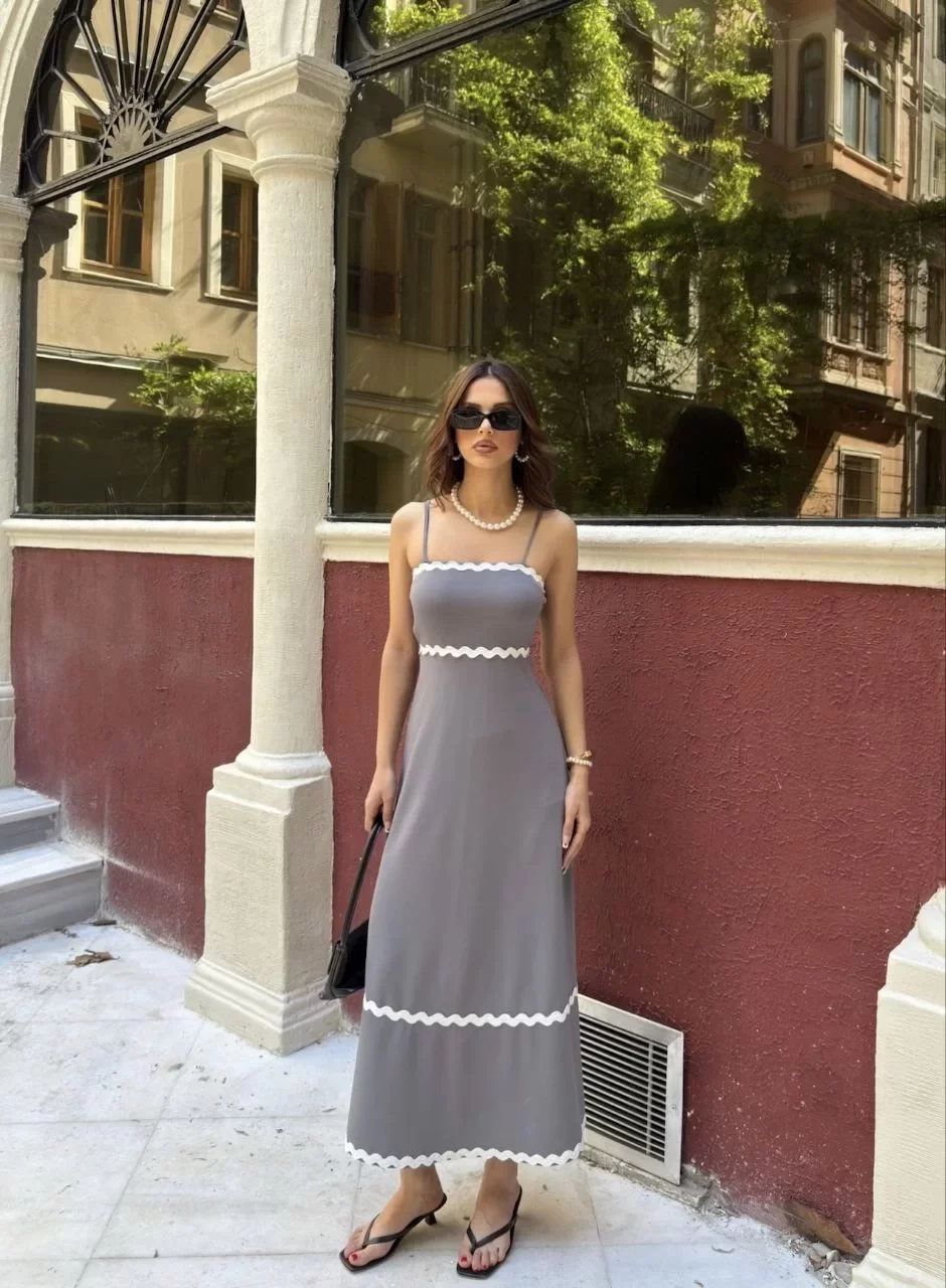 Askılı Uzun Şerit Detaylı Şık ve Rahat Elbise - Gri Görseli