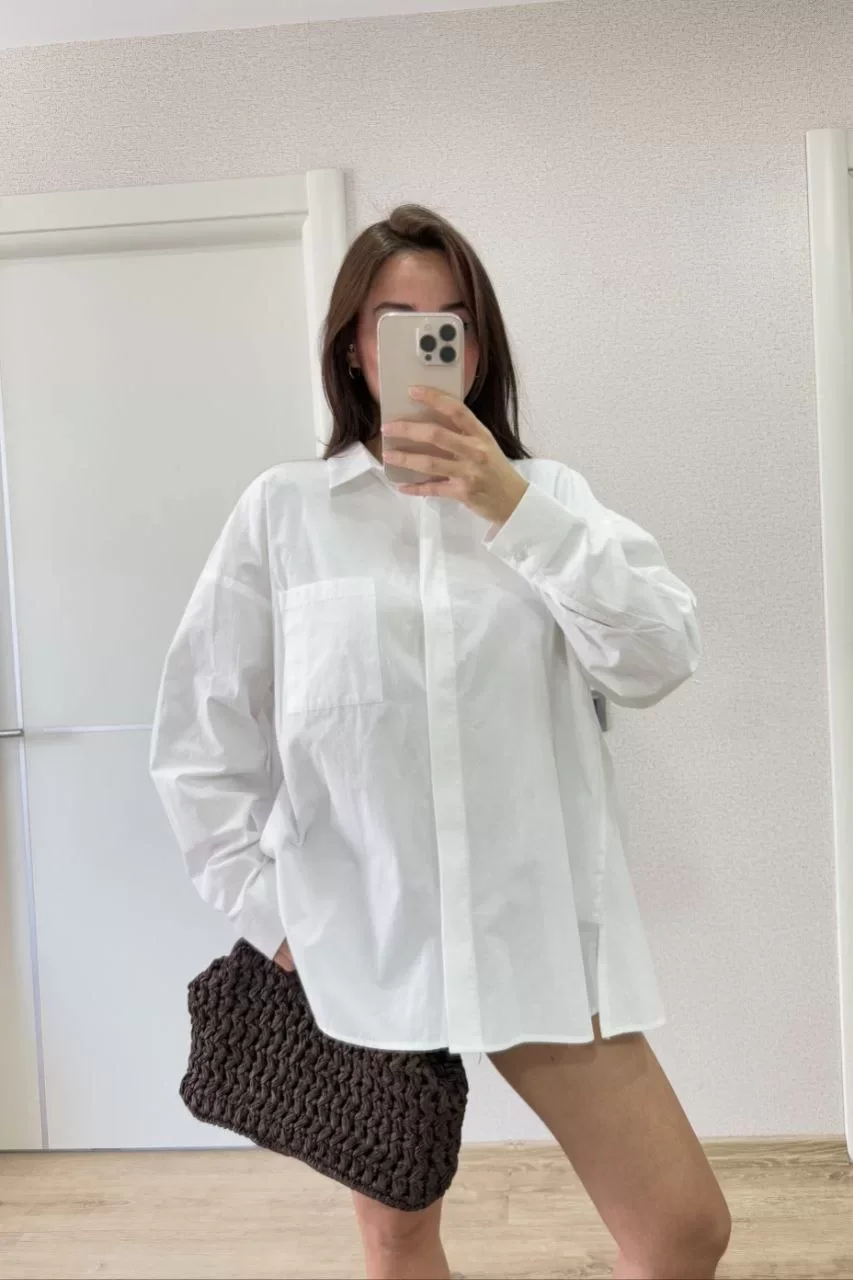 Poplin Kadın Yakalı Yandan Yırtmaçlı Arka Pens Detaylı Gömlek - Beyaz Görseli