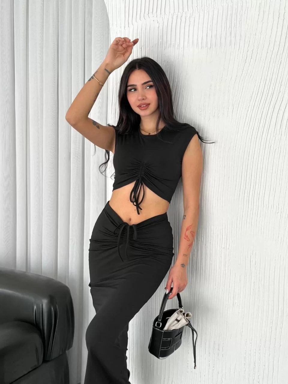 Osy Modal Yumuşak Dokulu Kumaş Büzgülü Crop Etek Takım - Siyah Görseli