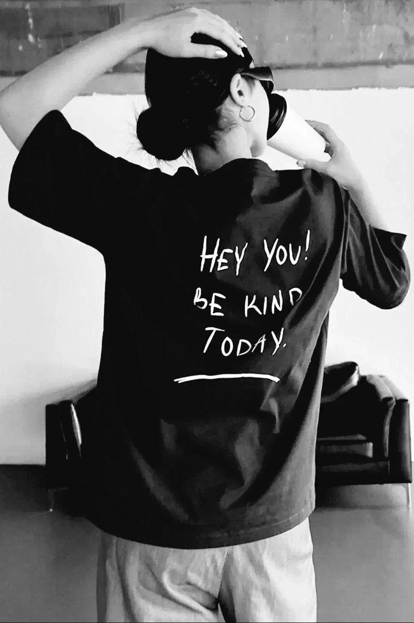 Unisex Baskılı Oversize T-Shirt - Siyah Görseli