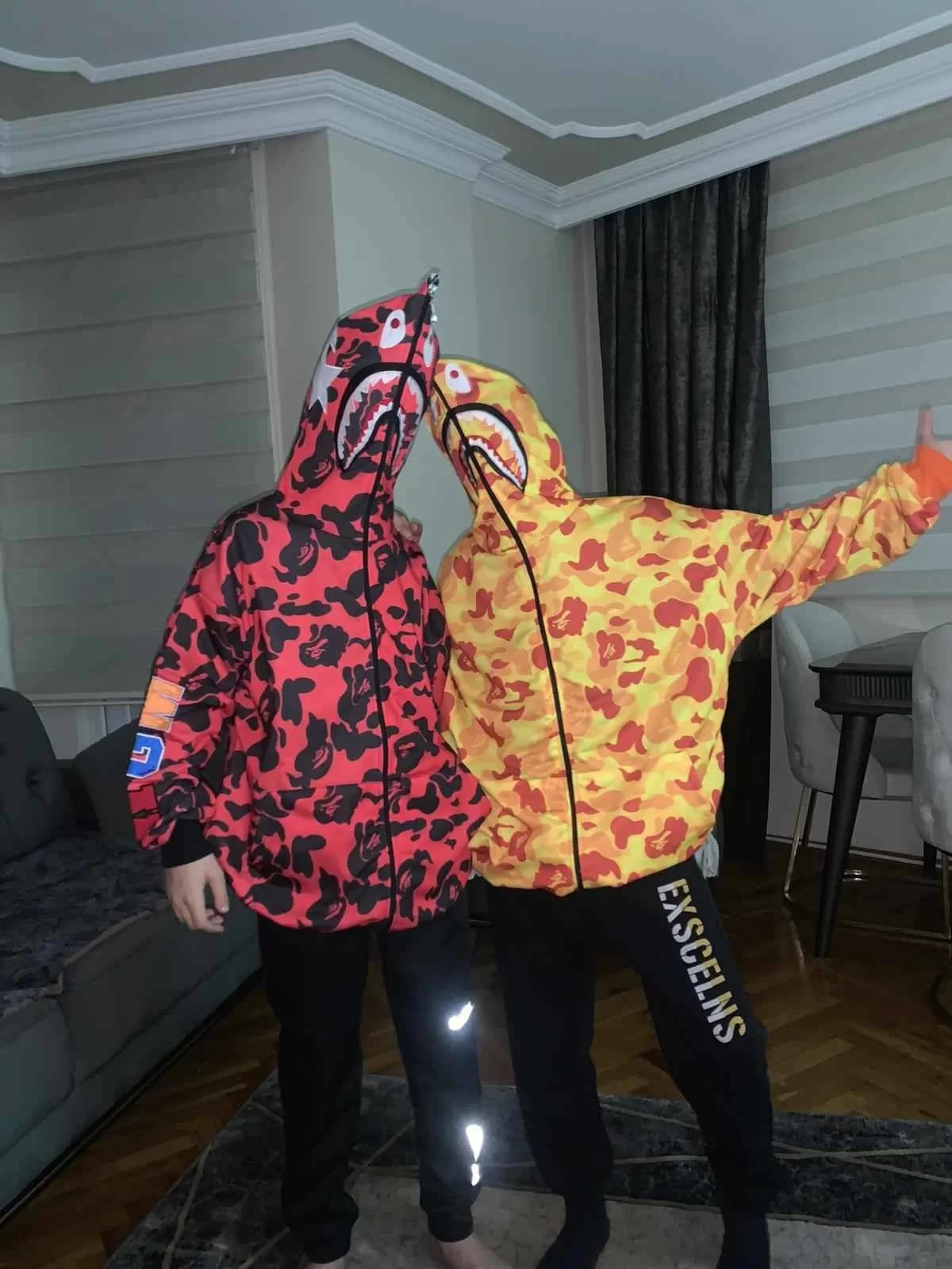 Unisex Pubg Bape x Shark Hoodie - Kırmızı Görseli