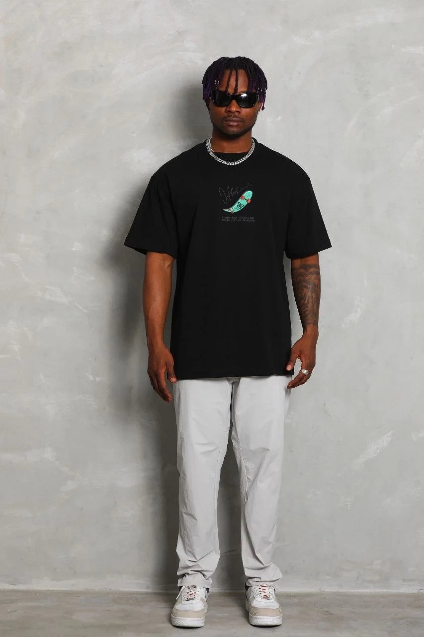 Men's Black Oversize Crew Neck Printed T-Shirt 3