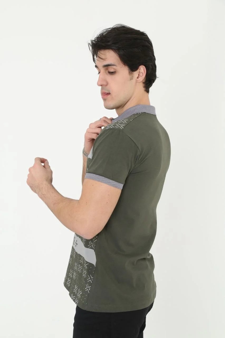 Pánske kaki slim fit polo tričko s potlačou, krátky rukáv 3