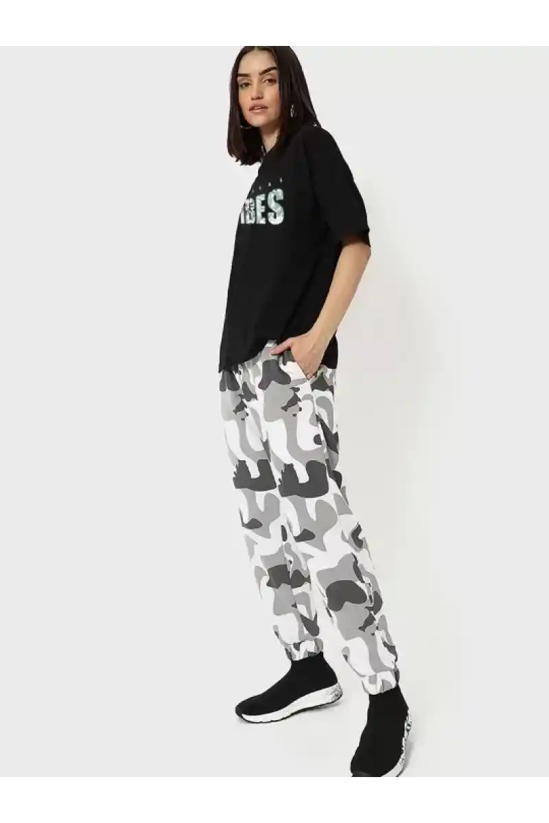 Kadın Baskılı Oversize T-shirt - Siyah