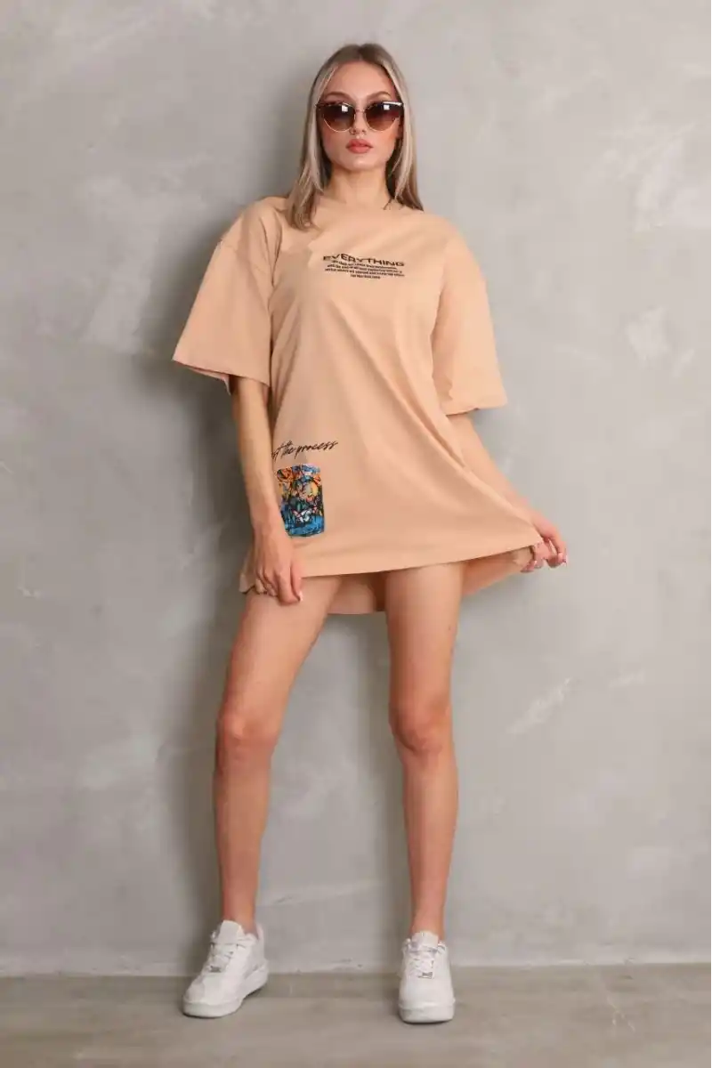 kadın Bisiklet Yaka Baskılı Oversize T-Shirt - Bej