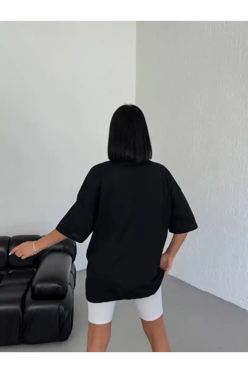 kadın Bisiklet Yaka Baskılı Oversize T-Shirt - Siyah