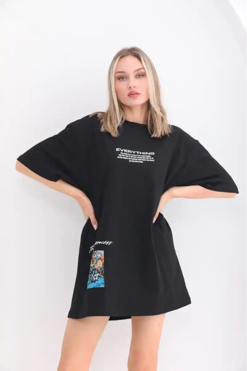 kadın Bisiklet Yaka Baskılı Oversize T-Shirt - Siyah