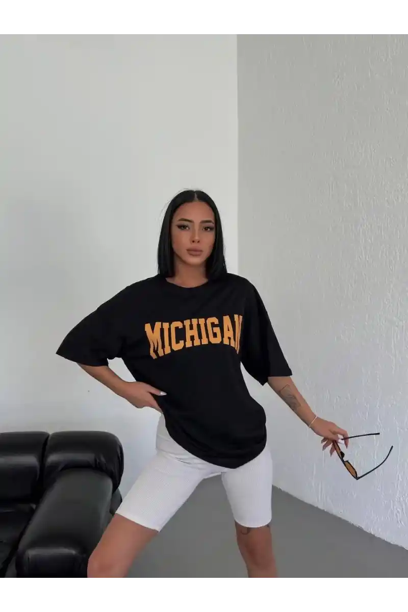 kadın Bisiklet Yaka Baskılı Oversize T-Shirt - Siyah