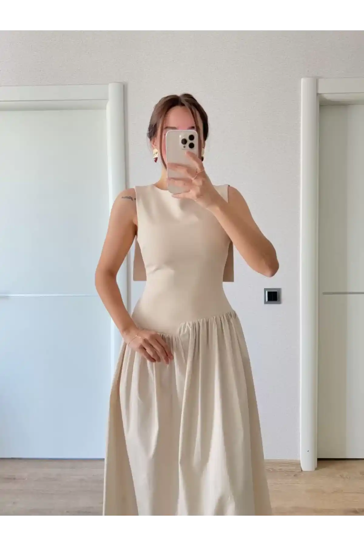 Krep Arkası Kanat Arka Ön Pens Detaylı Uzun Kadın Elbise - Bej