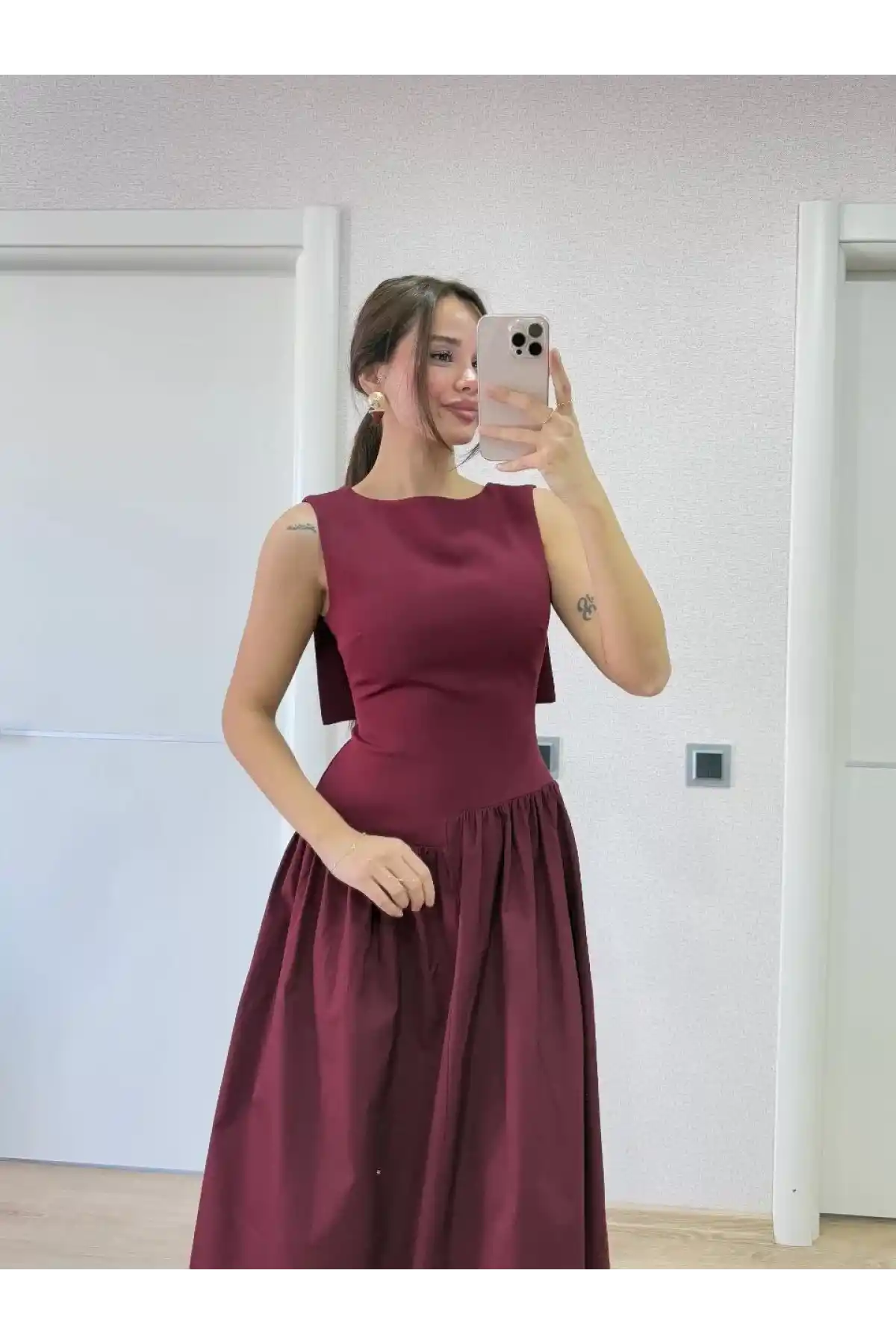 Krep Arkası Kanat Arka Ön Pens Detaylı Uzun Kadın Elbise - Bordo