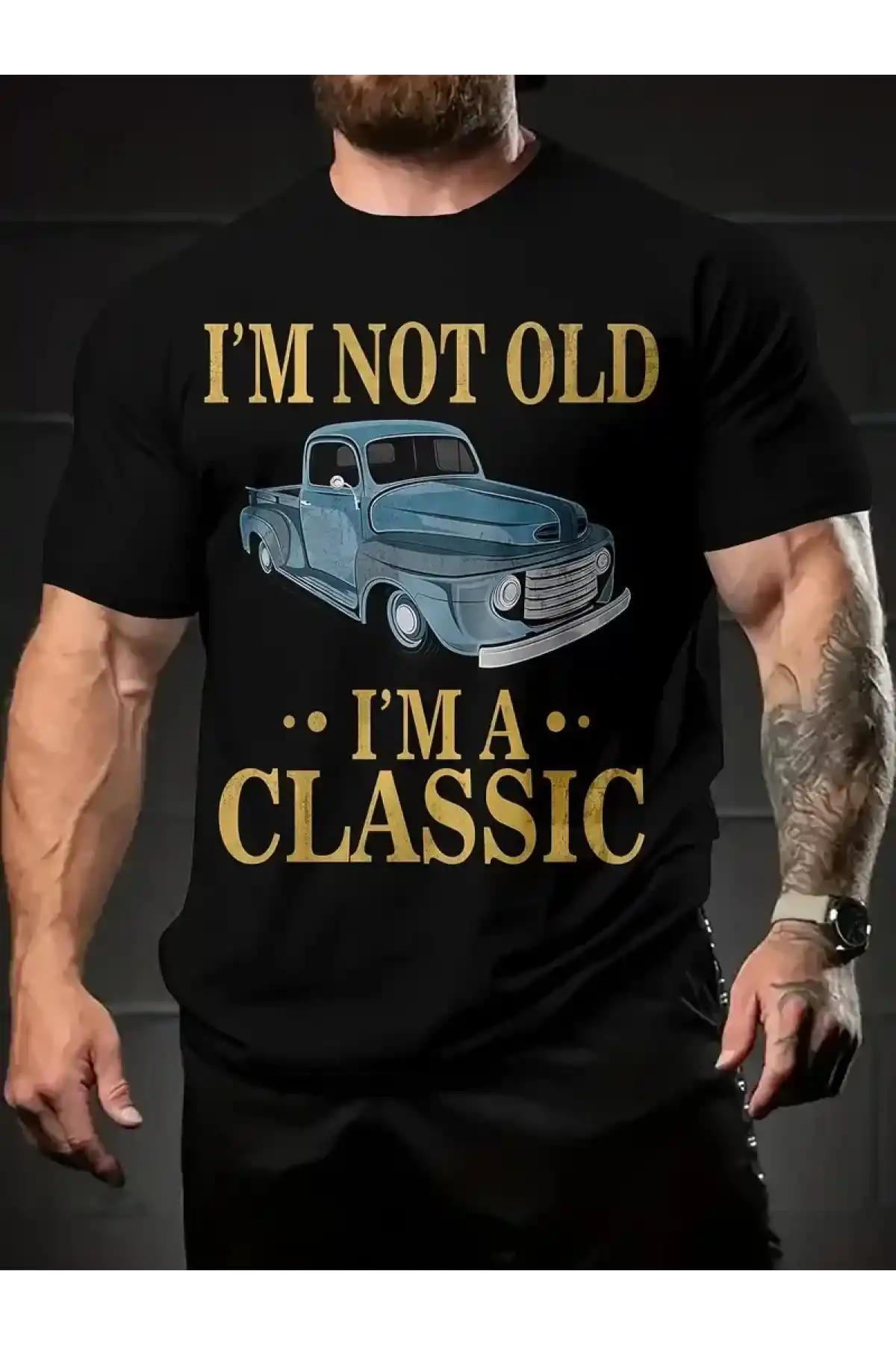 Erkek Vintage Araba Grafik T-Shirt - Ben Yaşlı Değilim Ben Bir Klasiğim Esprili Baskı  Nefes Alabilir Kumaş, Günlük Yaz ve Yıl Boyu Giyim için Oversize Kısa Kollu Tişört - Siyah