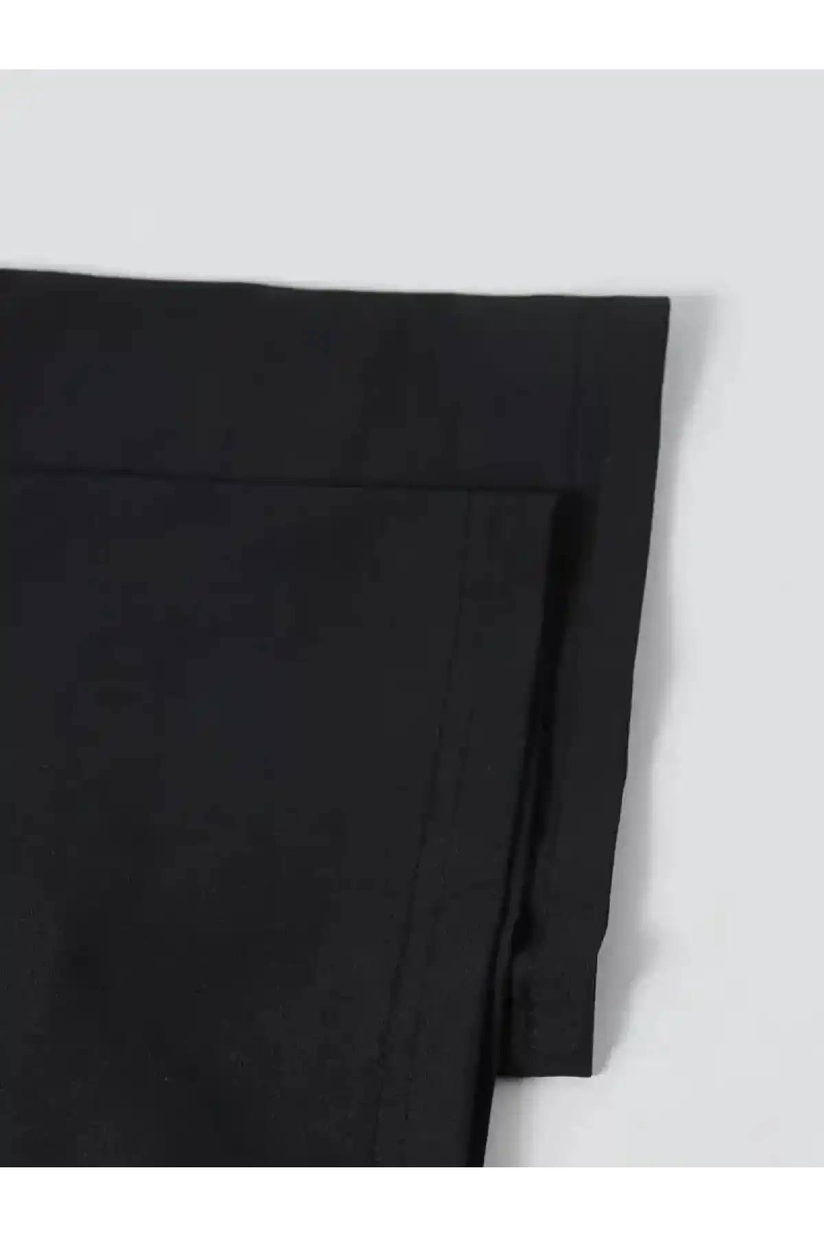 Ördek Baskılı ve Yuvarlak Yakalı Kadın Günlük Büyük Boy Siyah Tişört. - Siyah