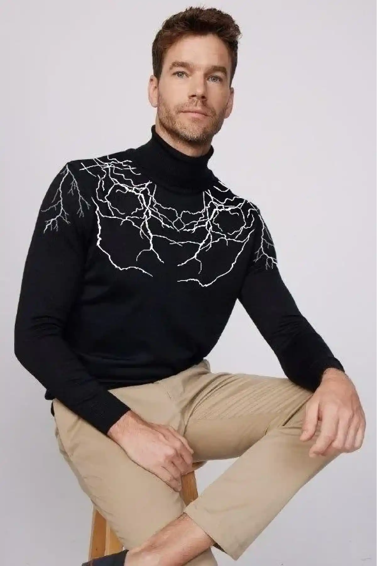 Erkek Yarım Bağazlı Kazak Baskılı Dokuma Triko - Siyah