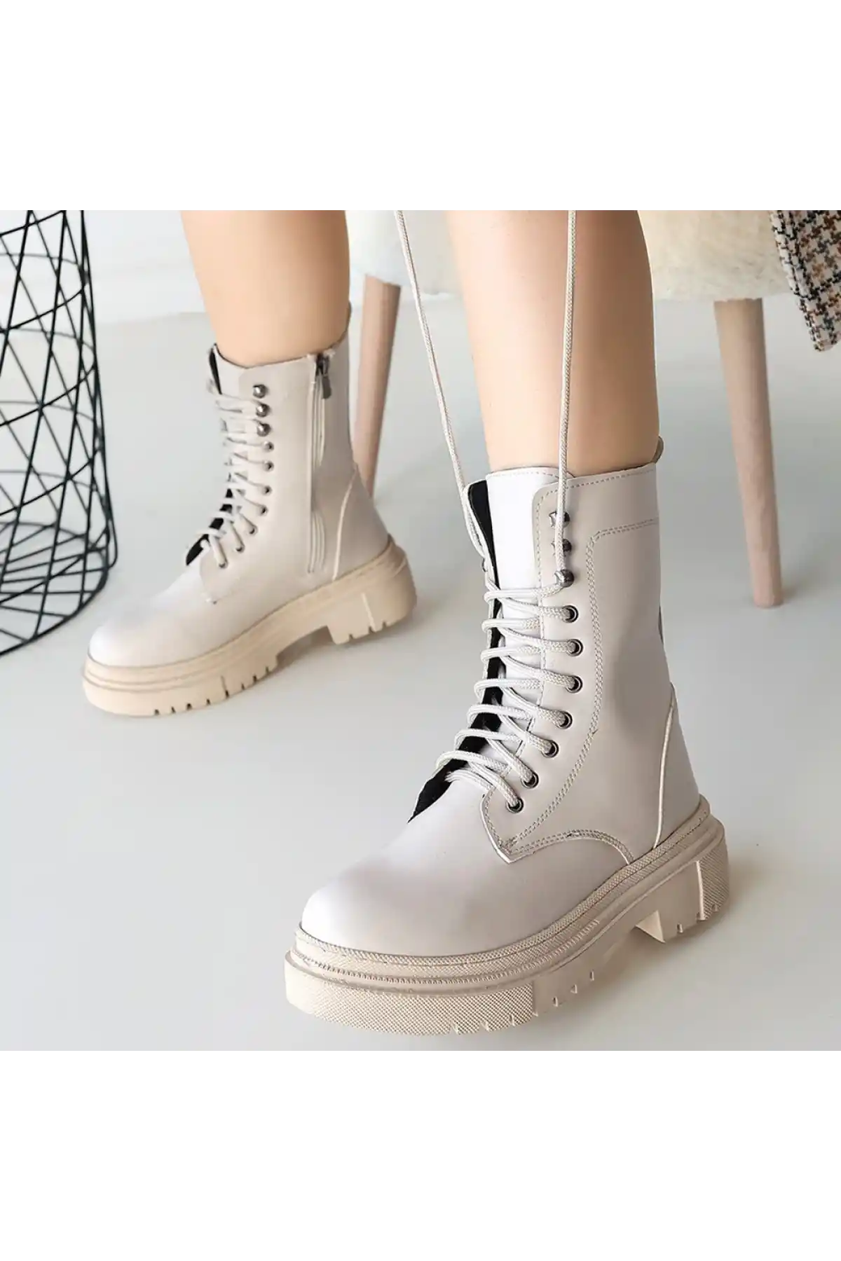 Caxa Bej Cilt Bağcıklı Bot - GC