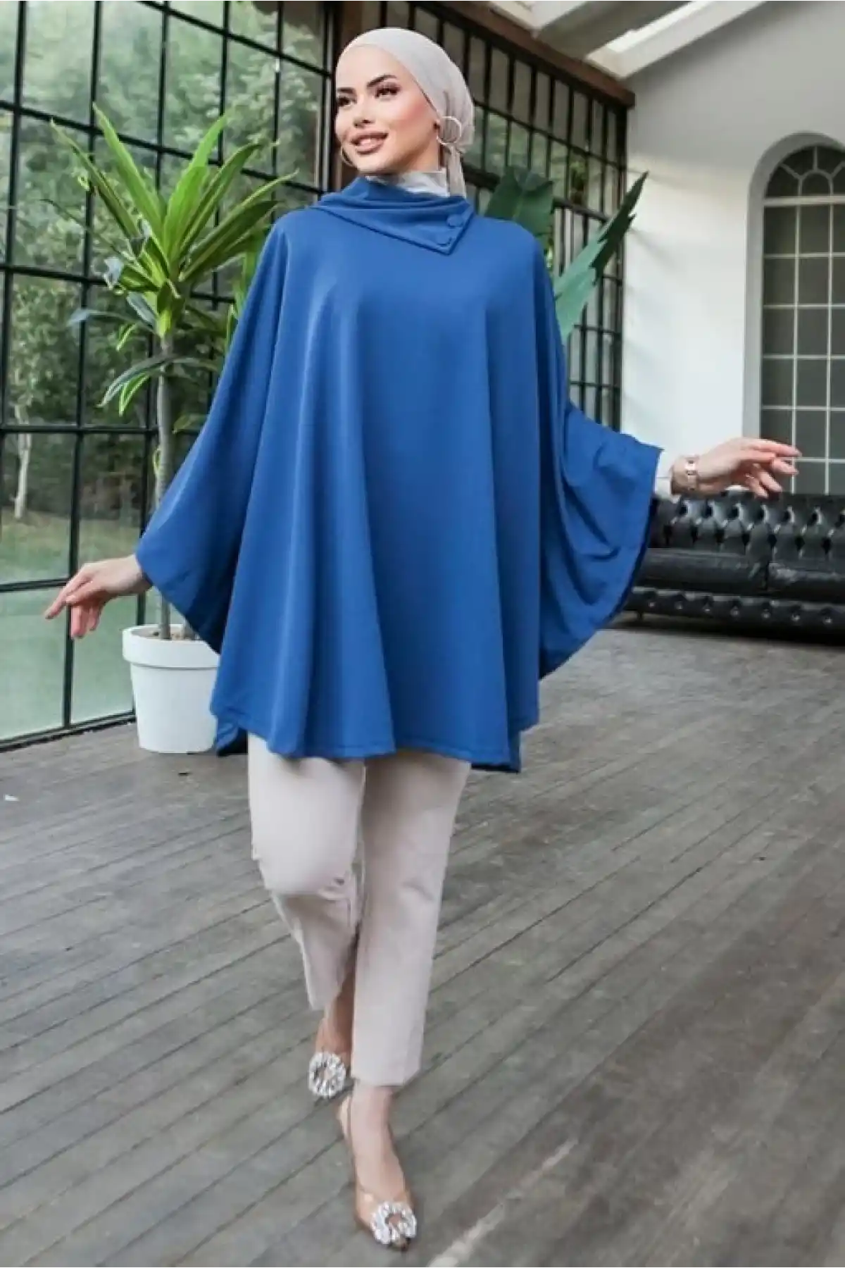 Düğme Detaylı Şık Tasarımlı Mavi Şal Yaka Panço ( GC )