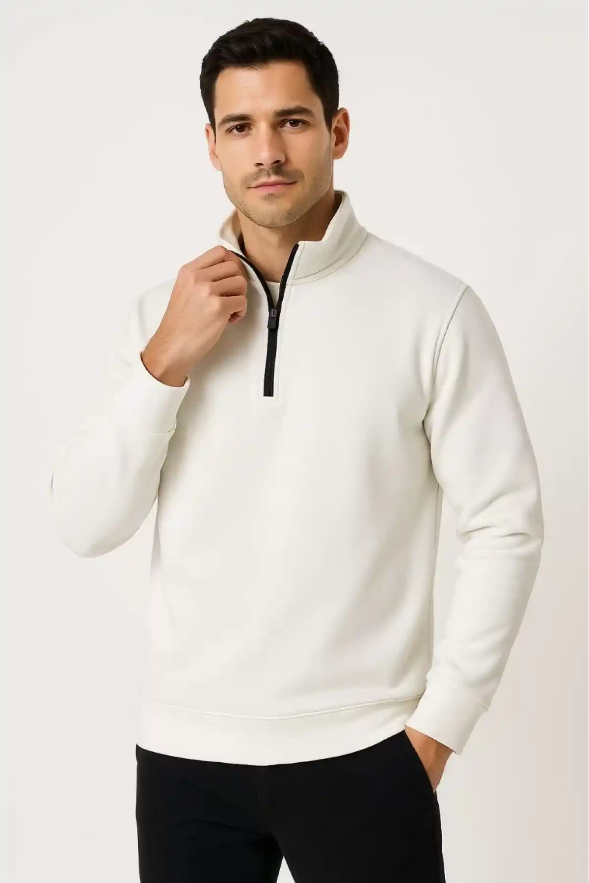 Erkek Dik Yaka Sweatshirt Dik Yaka Yarım Fermuarlı 3 İplik Şardonlu Pamuk Kumaş - Beyaz