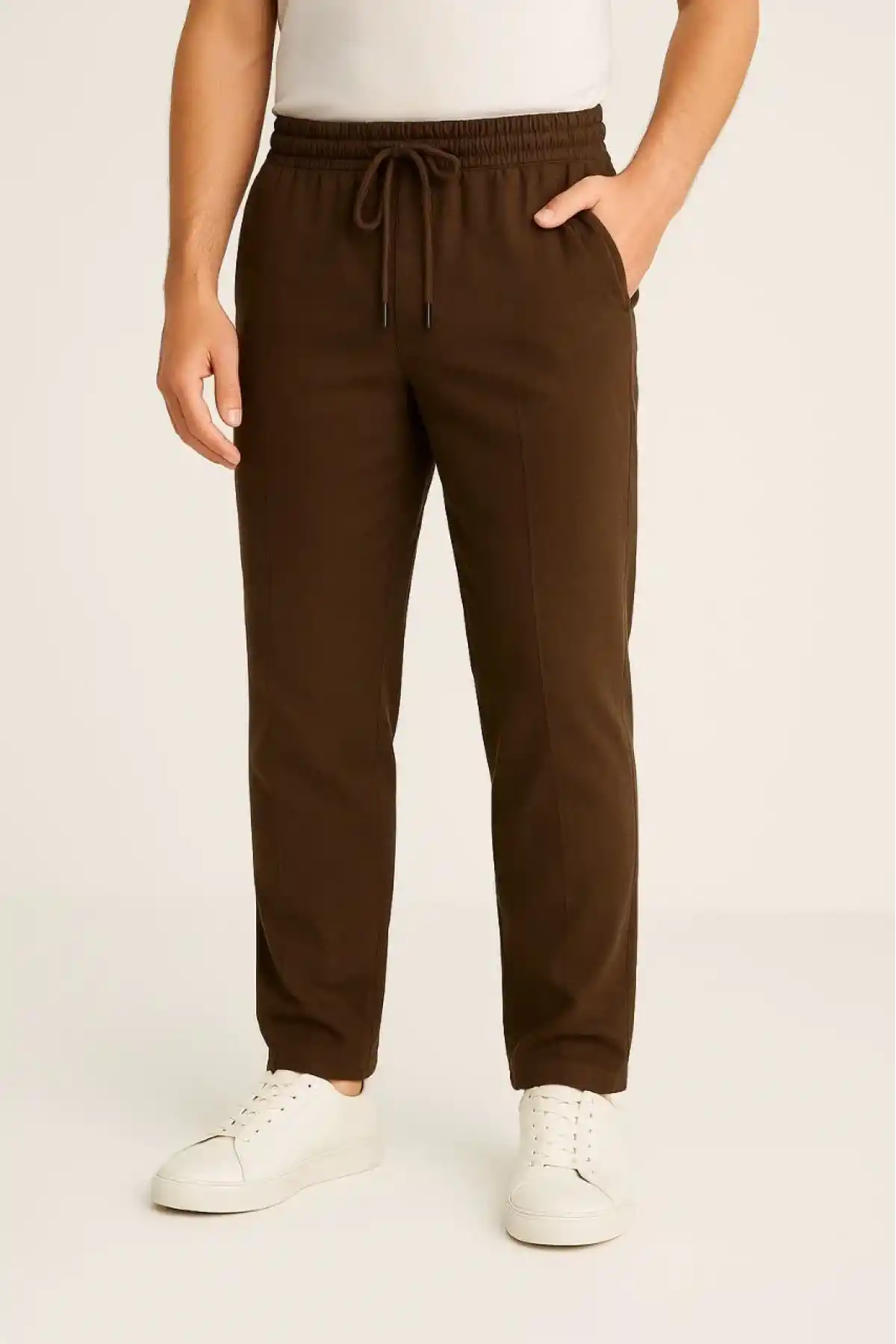 Erkek Keten Pantolon – Cepli, Beli Lastikli ve Bağcıklı, Nefes Alan Rahat Kalıp, Yazlık ve Baharlık Günlük Giyim, Şık & Konforlu Boru Paça Model - Kahverengi