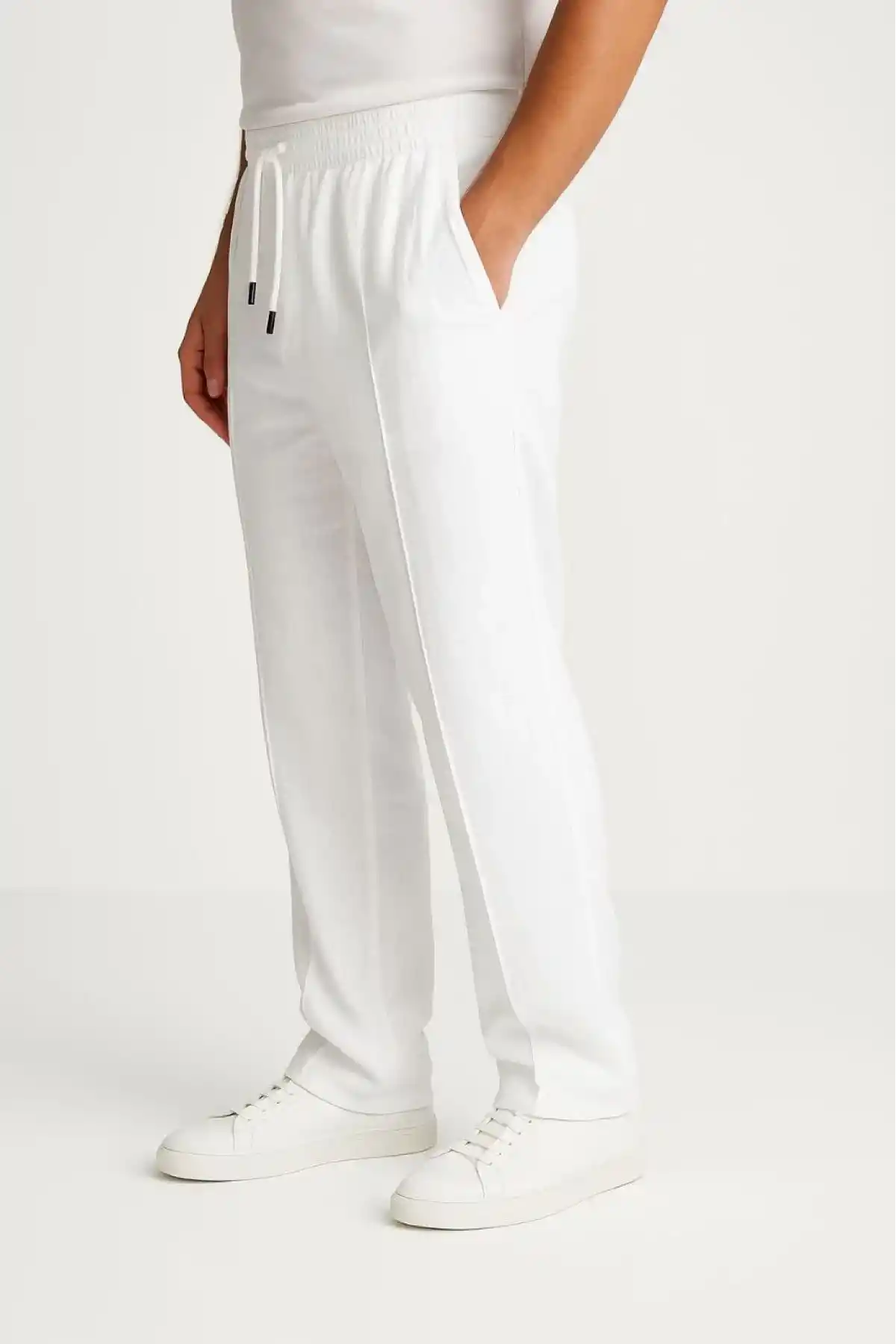 Erkek Keten Pantolon – Cepli, Beli Lastikli ve Bağcıklı, Nefes Alan Rahat Kalıp, Yazlık ve Baharlık Günlük Giyim, Şık & Konforlu Boru Paça Model - Beyaz