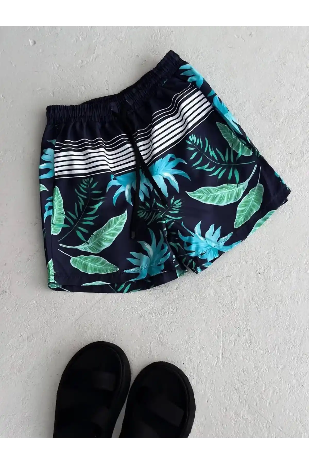 Erkek Palmiye Desenli Deniz Cepli Şort - Mavi