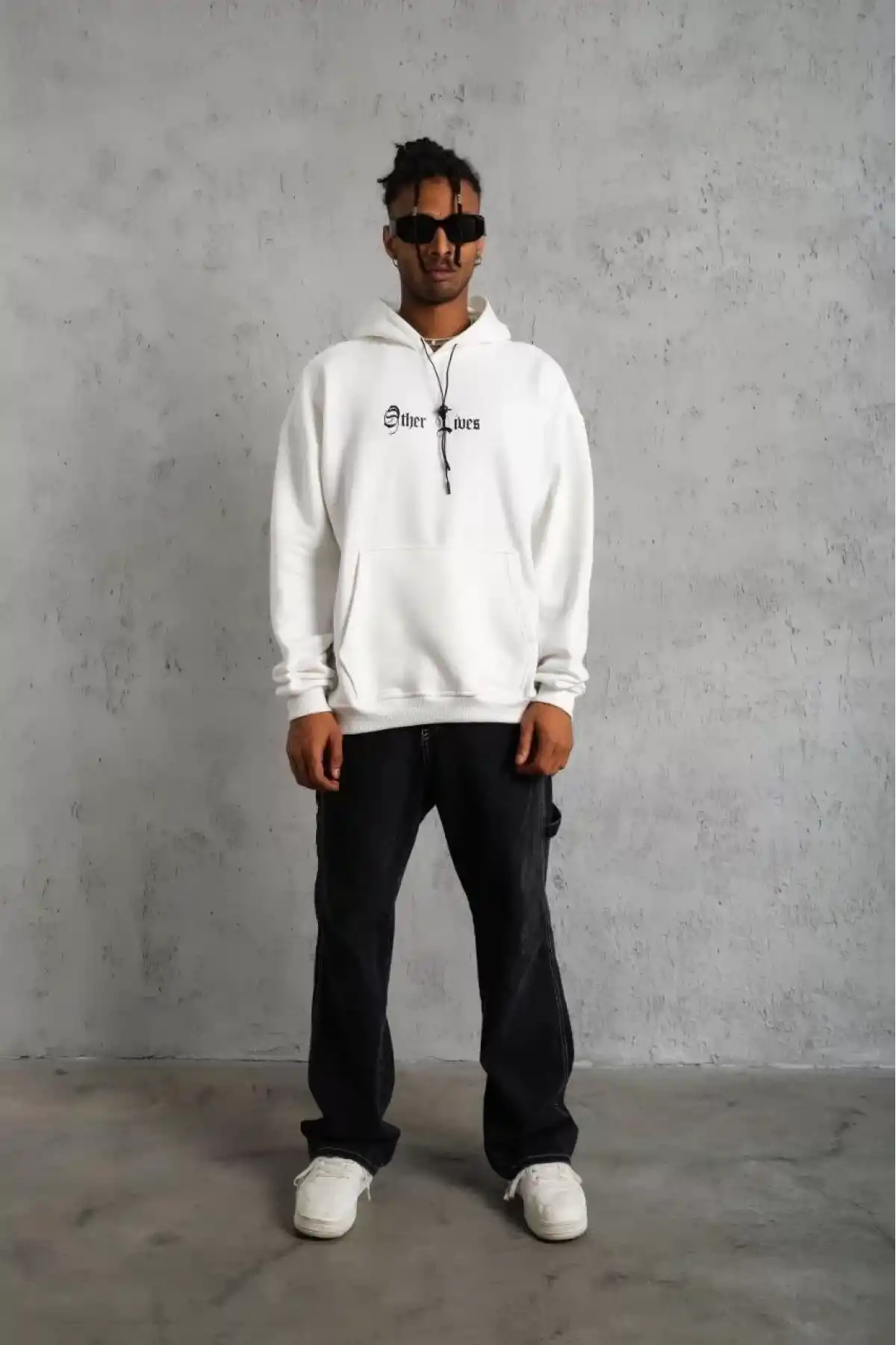 Erkek Kapşonlu Sweatshirt – Oversize Üç İplik Şardonlu Hoodie, “Other Lives” Ön & Arka Baskılı, Kanguru Cepli, Kışlık Rahat Günlük Stil - Beyaz