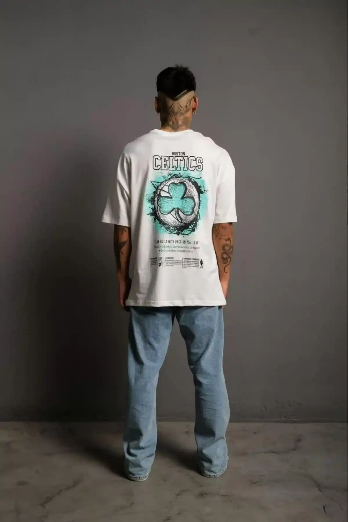 Erkek Sırt Baskılı T-shirt - Beyaz