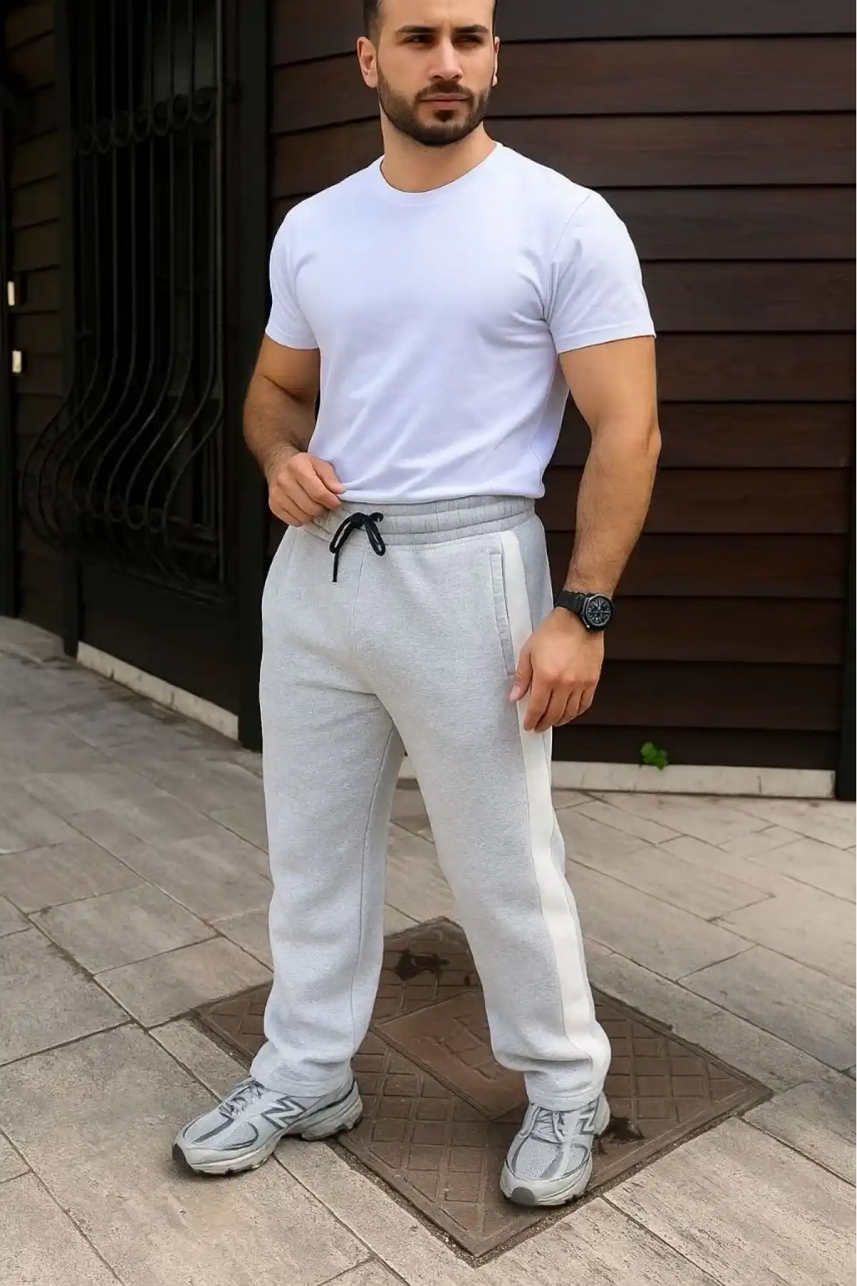 Erkek Üç İplik Kışlık Pamuklu Yandan Garneli Kalın Bej Şeritli Cepli Eşofman Altı - Gri