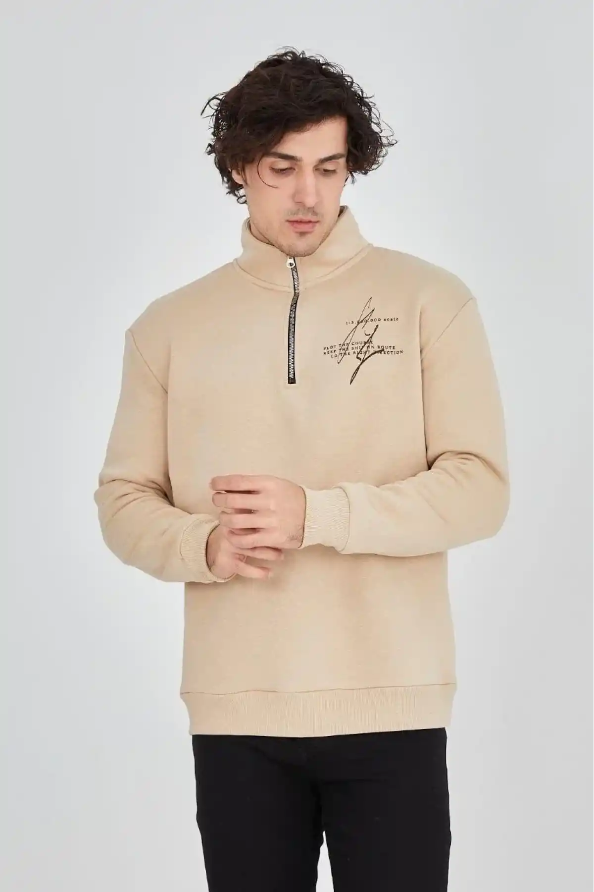 Erkek Yarım Fermuarlı Baskılı üç iplik pamuklu sweatshirt - Bej
