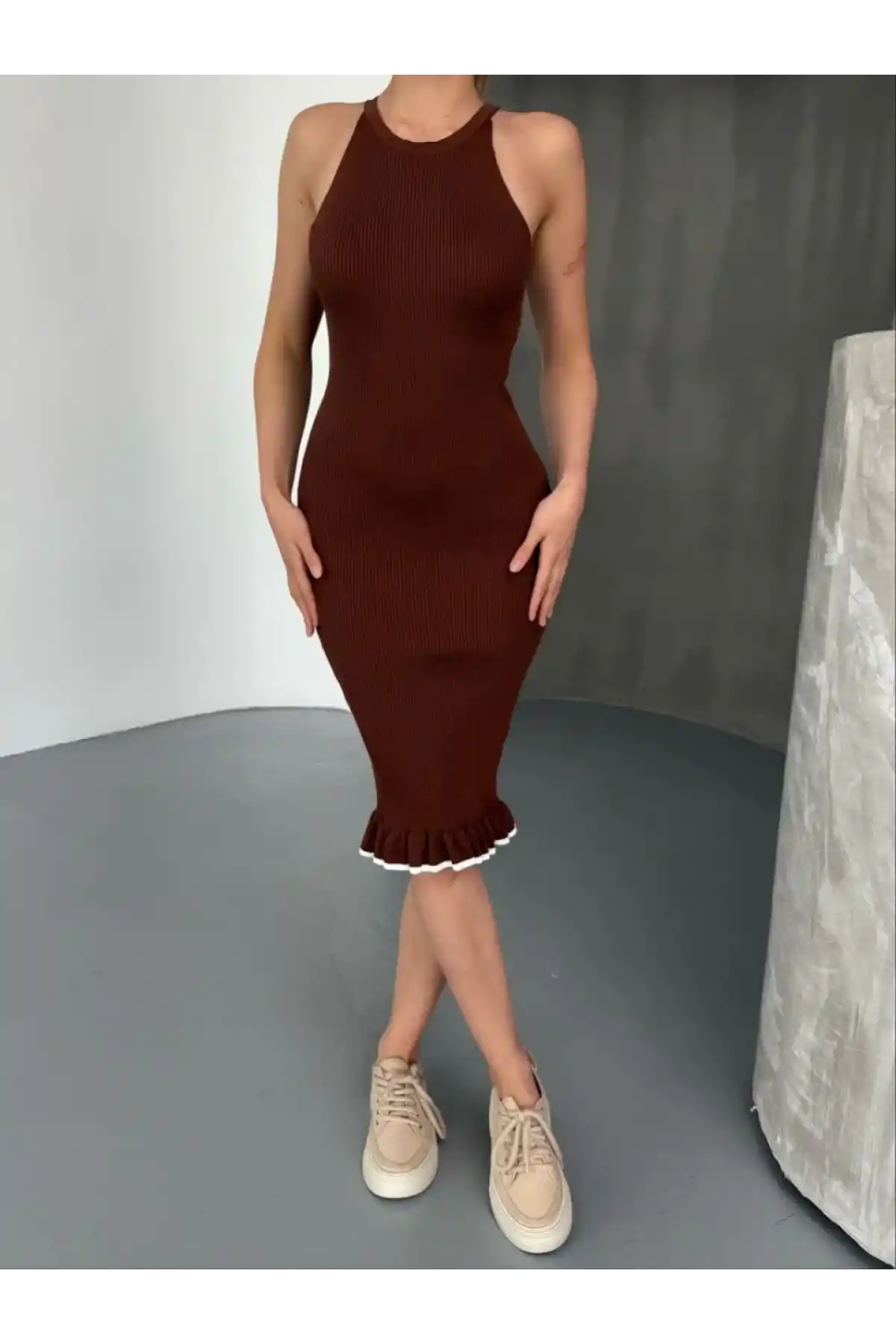 Fırfır Detaylı Triko Elbise- Kahverengi